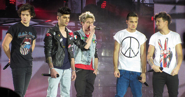 File:One Direction 2013.jpg