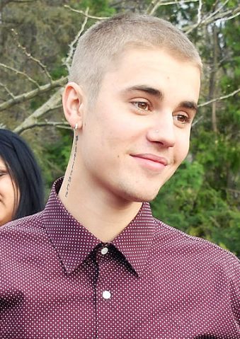 File:Bieber 2016.png
