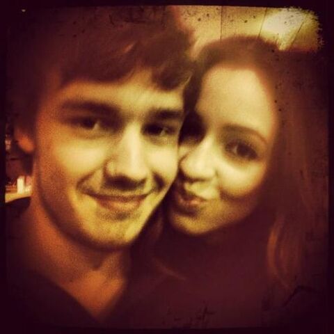 Datei:Danielle-Fan-Art-danielle-peazer-31691182-500-500.jpg