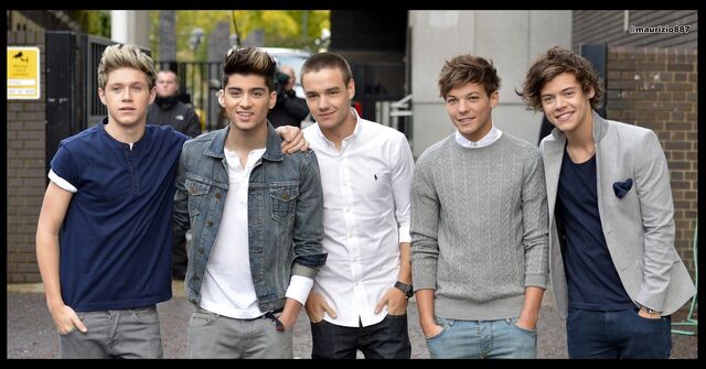 File:One-direction-2012-one-direction-32382707-1600-837.jpg