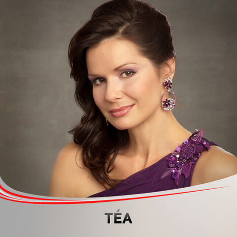 File:Téa Mini Cast Photo.jpeg