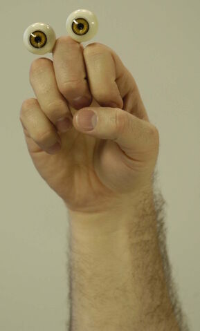 File:Oobi Grampu Nick Jr Noggin TV Series Show Hand Puppet Character 2.jpg