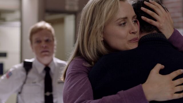 File:S1E1-15.jpg
