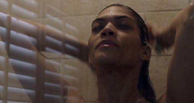 File:Blanca Shower.jpg