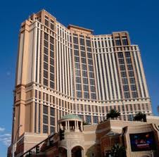 File:UC Deluxe Hotel.jpeg