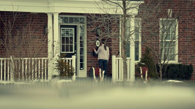 File:OrphanBlackS01E10 1420.jpg