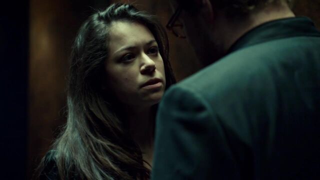 File:OrphanBlackS01E07-2099.jpg