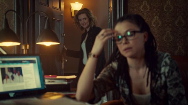 File:OrphanBlackS01E091435.jpg