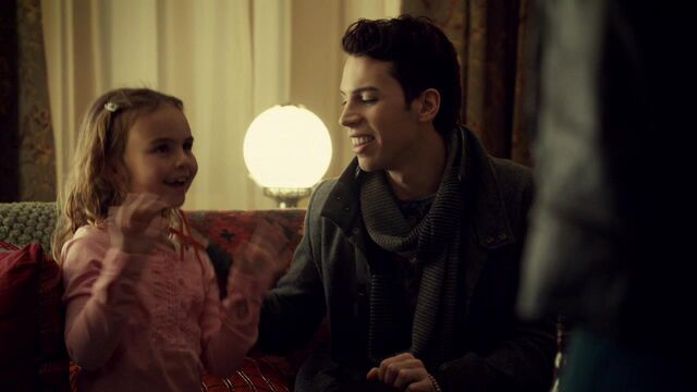 File:OrphanBlackS01E07-1769.jpg