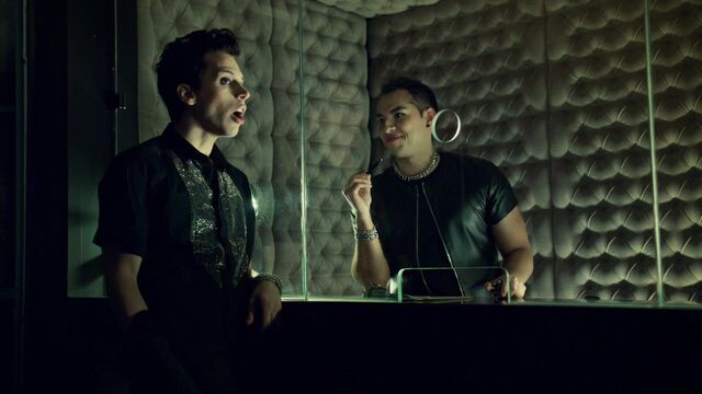 File:OrphanBlackS01E07-0395.jpg