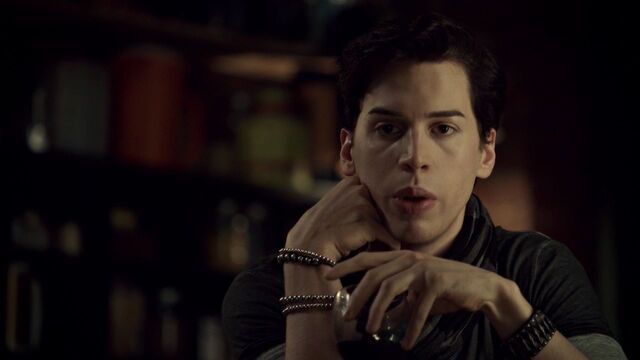 File:OrphanBlackS01E10 1031.jpg