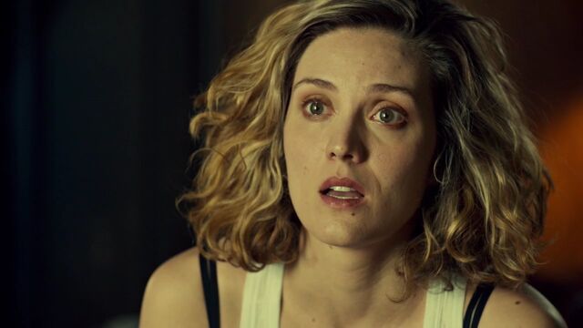 File:OrphanBlackS01E091737.jpg