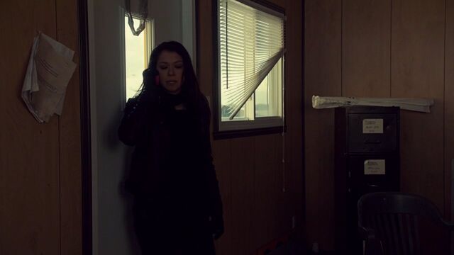 File:OrphanBlackS01E091218.jpg