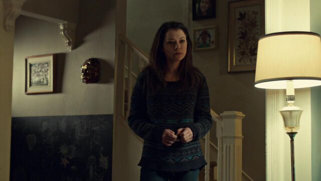 File:OrphanBlackS01E08-1986.jpg