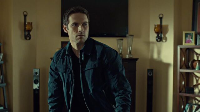 File:OrphanBlackS01E06-1813.jpg