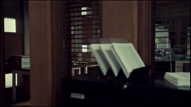 File:OrphanBlackS01E08-0824.jpg