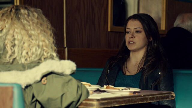 File:OrphanBlackS01E07-0936.jpg