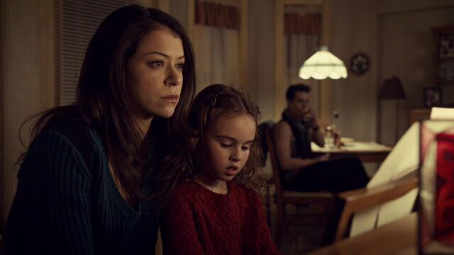 File:OrphanBlackS01E07-1324.jpg
