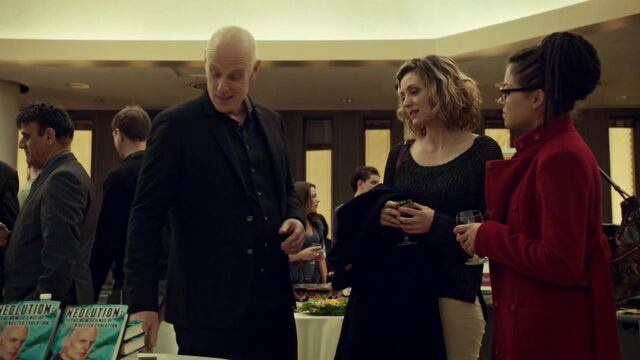 File:OrphanBlackS01E06-1487.jpg