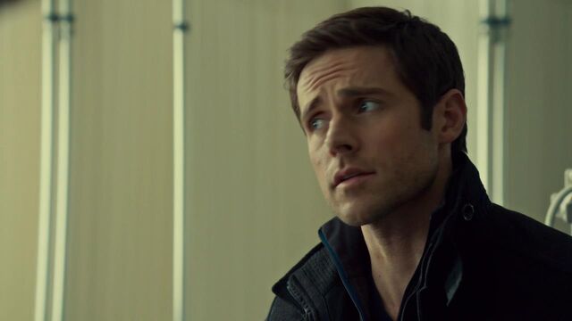 File:OrphanBlackS01E08-0533.jpg
