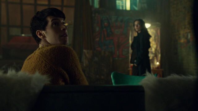 File:OrphanBlackS01E08-2143.jpg