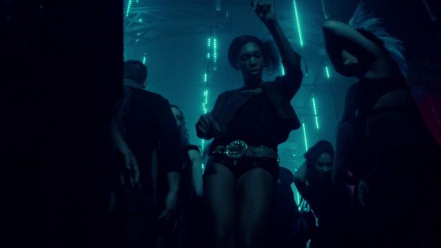 File:OrphanBlackS01E07-1956.jpg