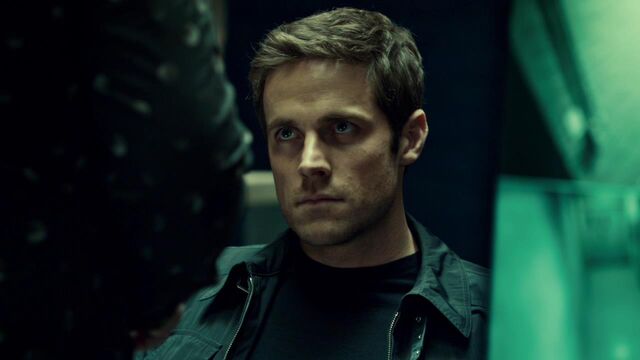File:OrphanBlackS01E07-2196.jpg