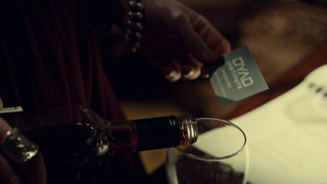 File:OrphanBlackS01E07-2446.jpg