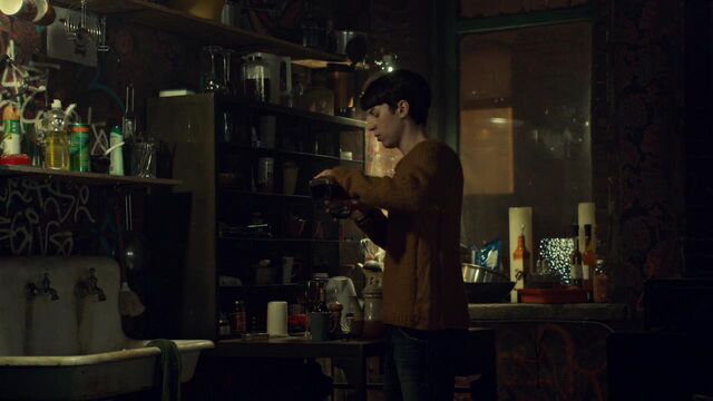 File:OrphanBlackS01E08-2193.jpg