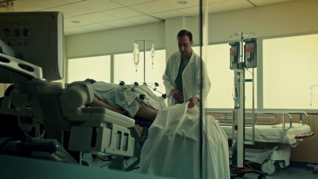 File:OrphanBlackS01E08-0521.jpg