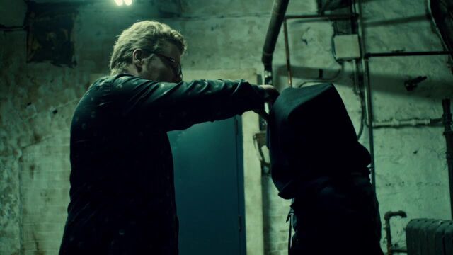 File:OrphanBlackS01E07-2261.jpg