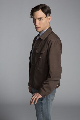 File:Mark Season 3.jpg