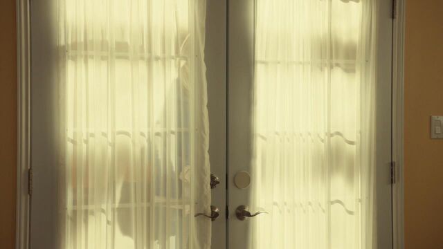 File:OrphanBlackS01E08-0205.jpg