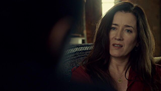 File:OrphanBlackS01E08-0362.jpg