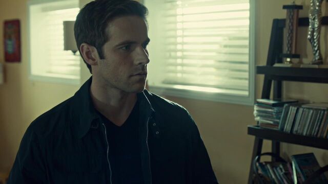 File:OrphanBlackS01E06-1772.jpg
