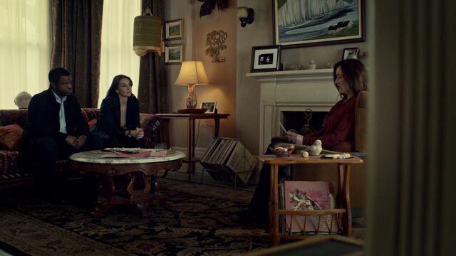 File:OrphanBlackS01E08-0313.jpg