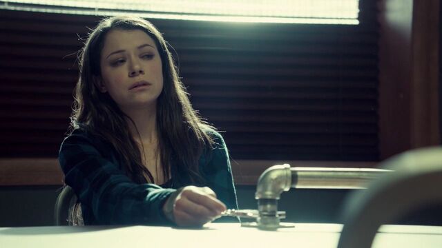 File:OrphanBlackS01E10 0334.jpg