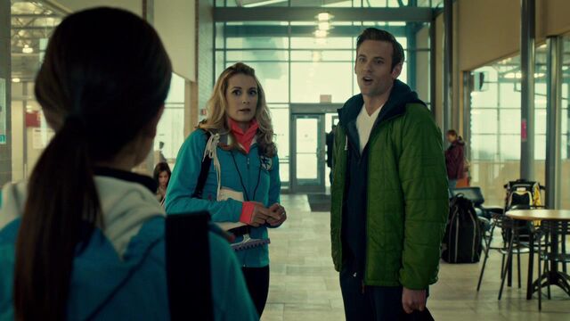 File:OrphanBlackS01E08-0903.jpg