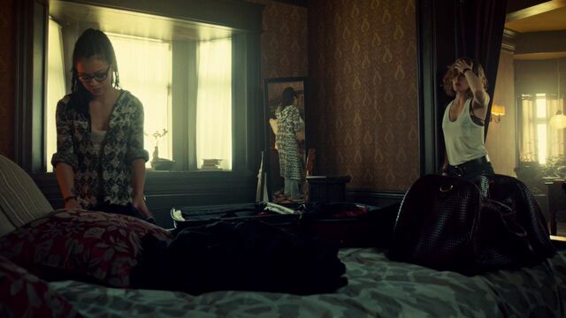 File:OrphanBlackS01E091707.jpg