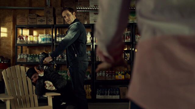 File:OrphanBlackS01E06-2149.jpg