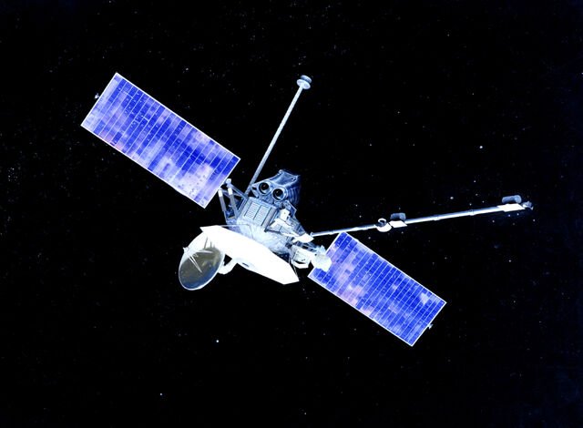 File:Mariner 10.jpg