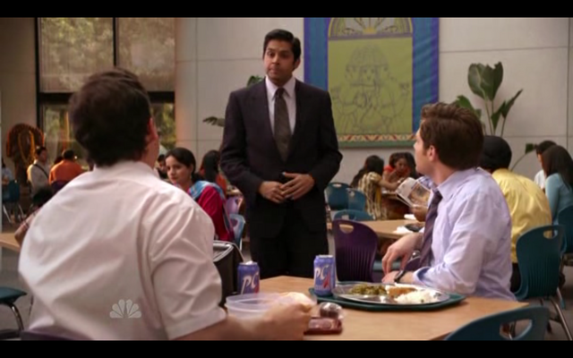 File:S01E01-5.png