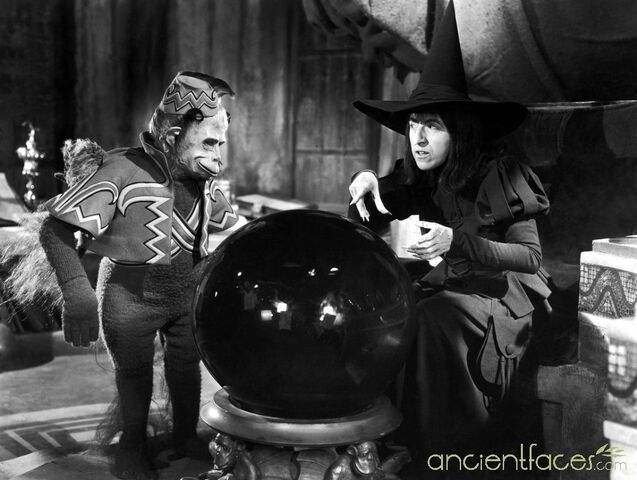 File:Flying-monkey-with-wicked-witch-wizard-of-oz-416597.jpg