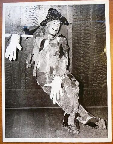 File:Fred-Stone-photo.jpg