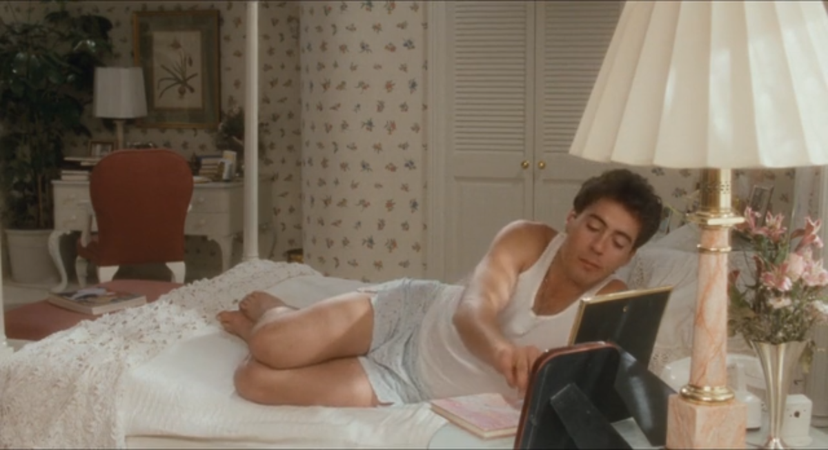 Image - Chances Are Alex Finch (Robert Downey Jr) eating 