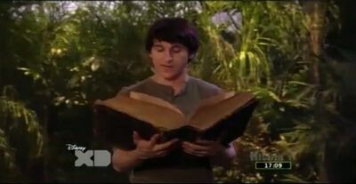 Pair Of Kings S02E01 Kings of Legend Part 1 324