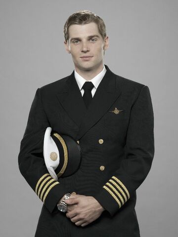 File:Flight Crew Dean.jpg