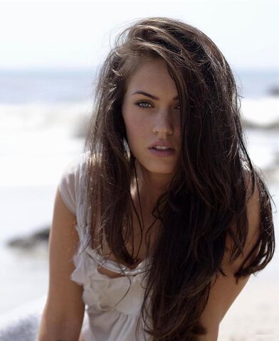 File:Megan Fox 1920X1200 31163 Sexy Wallpaper.jpg