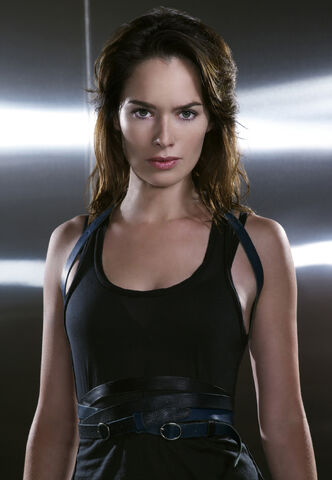 File:Terminator-the-sarah-connor-chronicles-lena-headey-4533486-1523-2200.jpg