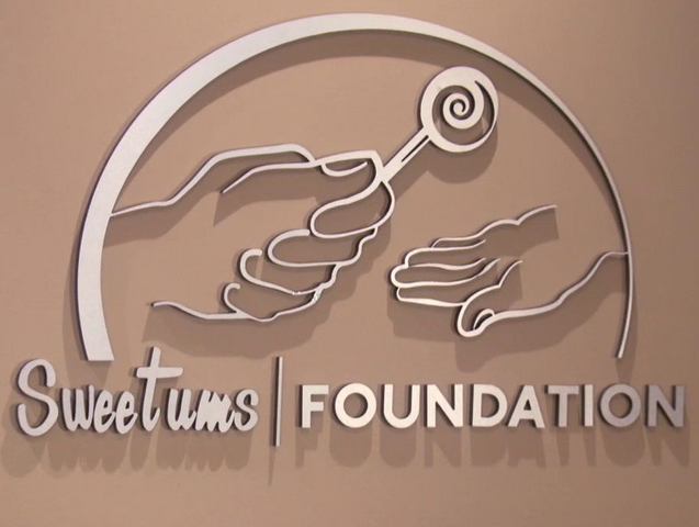 File:Sweetums Foundation Logo.png
